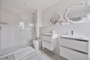 Photo 9- click for photo gallery